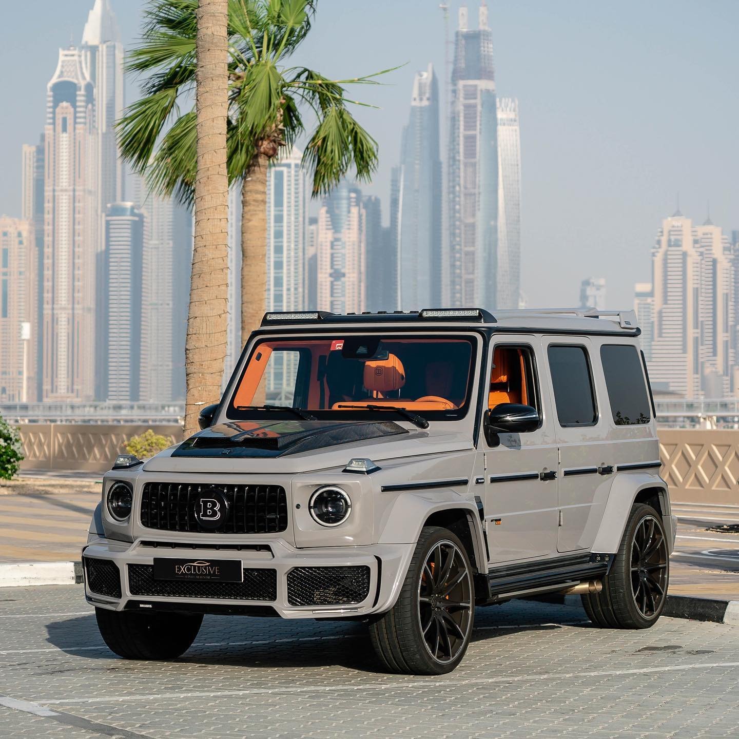 M9 AUTOS monthly car rental Dubai luxury vehicle