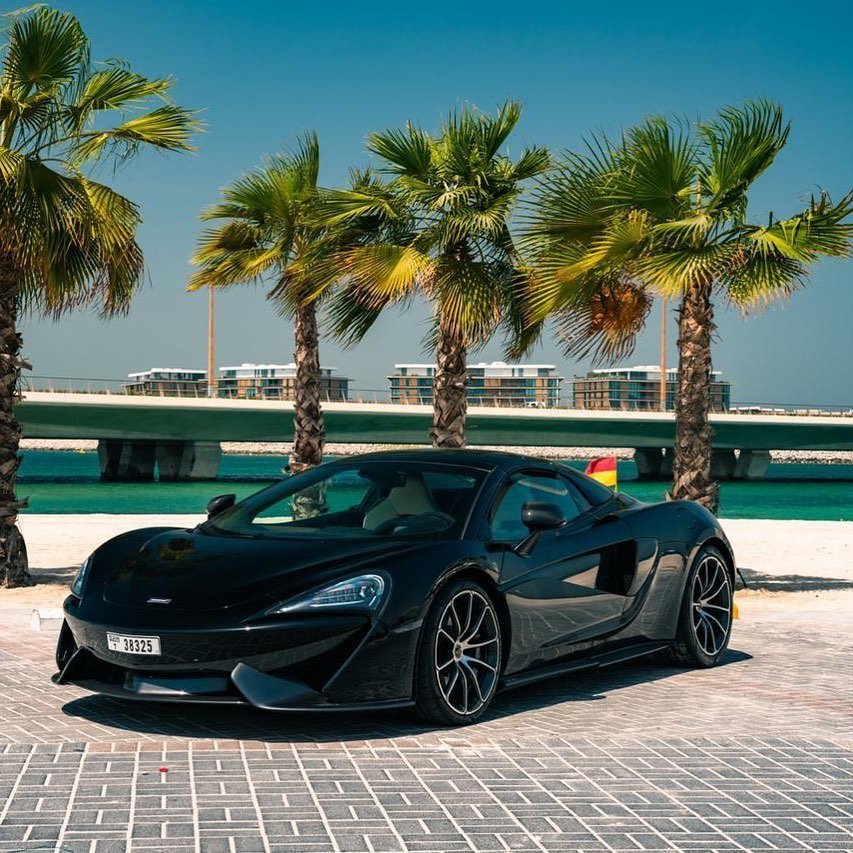 M9 AUTOS luxury car rental Dubai