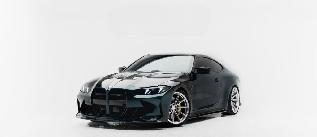 Rent BMW M4 black in Dubai