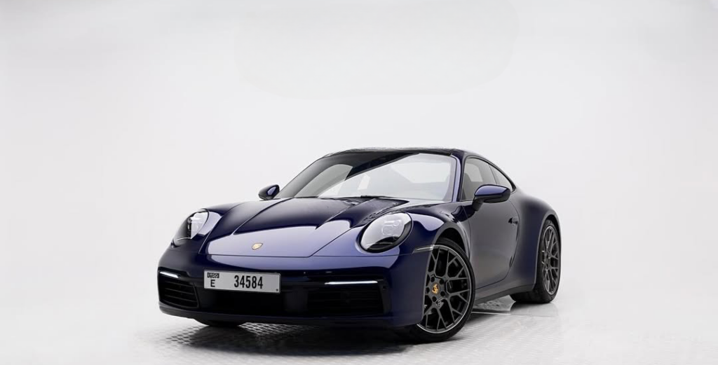 Rent Porsche 911 Carrera Dubai