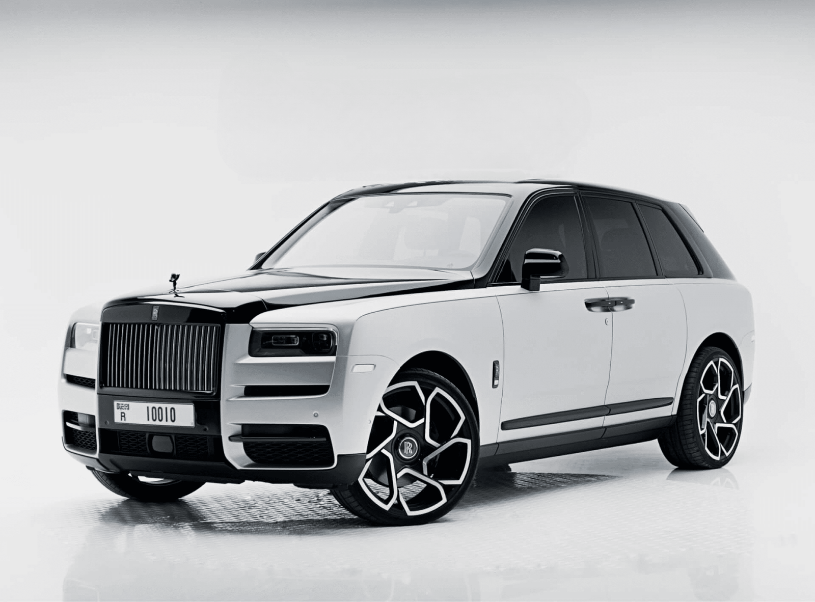 Rolls-Royce Cullinan rental Dubai
