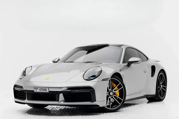 Rent Porsche 911 Turbo S Dubai