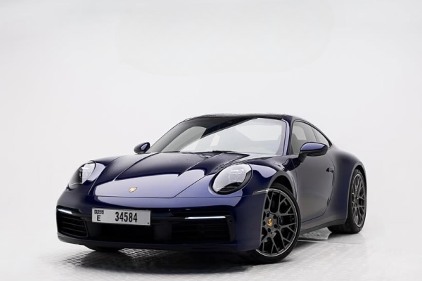Rent Porsche 911 Carrera Dubai